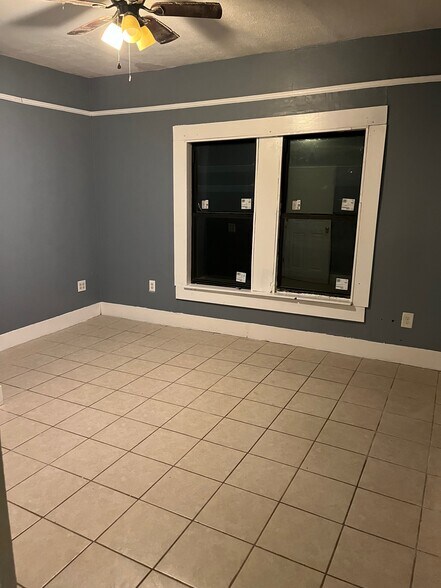 Building Photo - 1917 N 8th St