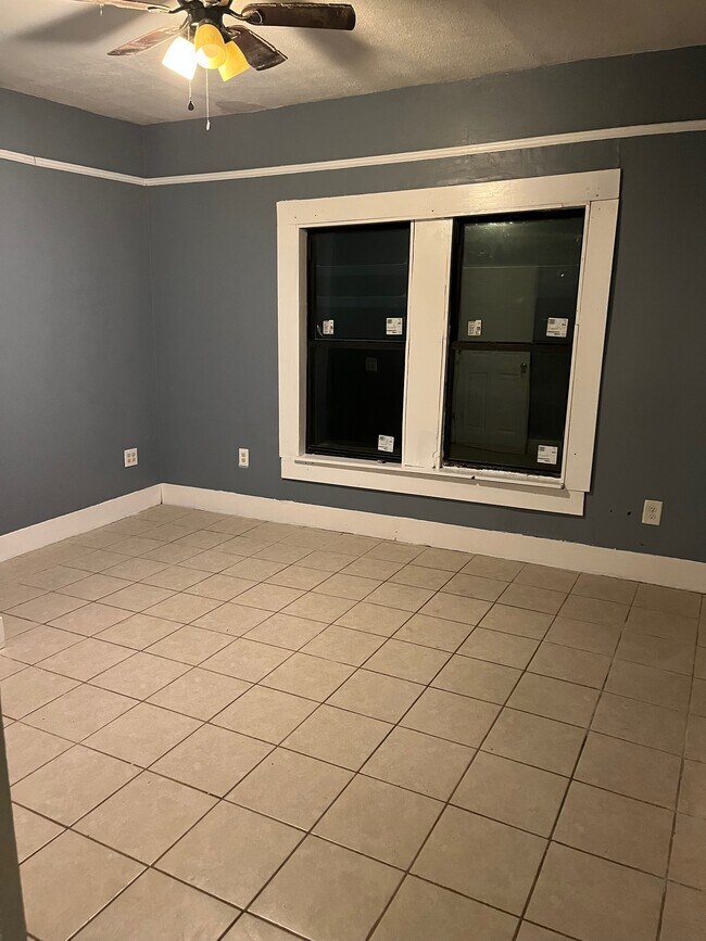 Building Photo - 1917 N 8th St