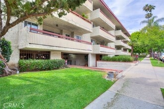 Building Photo - 125 S Sierra Madre Blvd