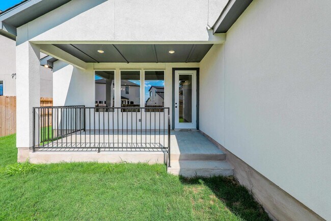 Building Photo - 1008 True Patriot Dr
