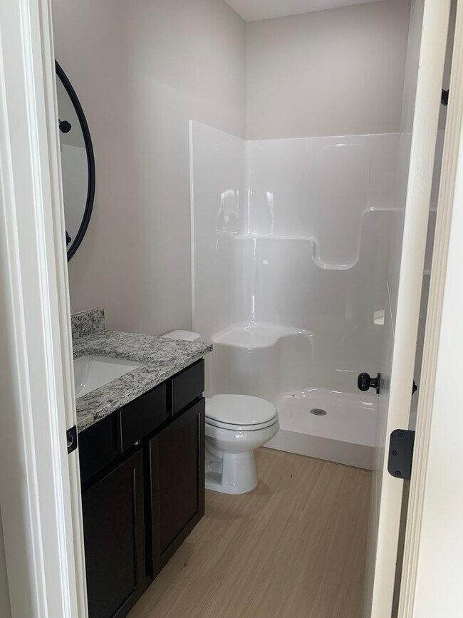 Building Photo - 5406-08 BRESSLER Dr