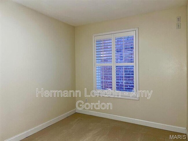 Building Photo - 4738 Olive St