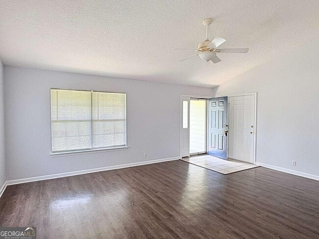 Building Photo - 120 Pleasant Breeze Way