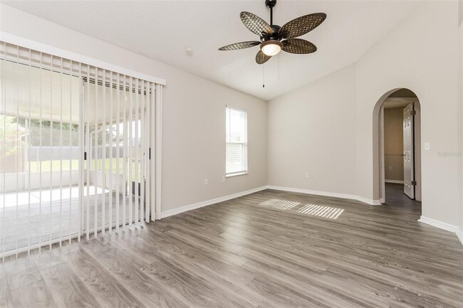 Building Photo - 210 Dalton Dr