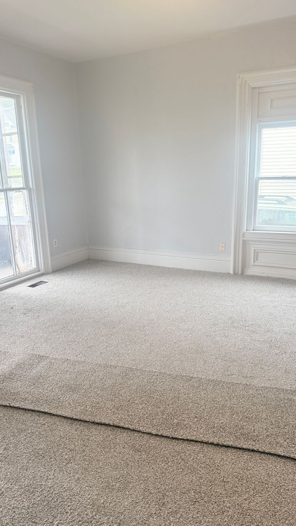 Building Photo - 24 Pierce Ave