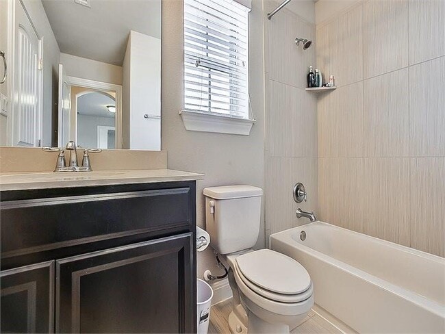 Building Photo - 15601 Cabrillo Way