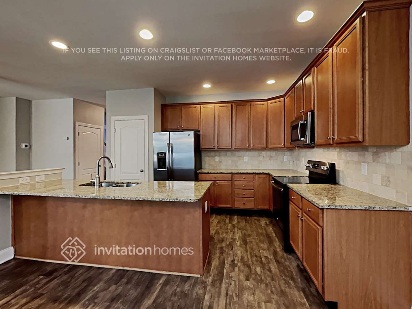 Building Photo - 11208 Presidio Dr