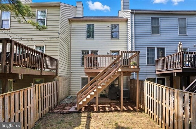 Building Photo - 9353 Kendal Cir