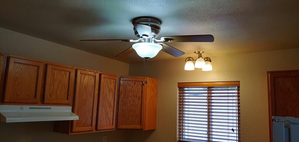 Ceiling Fan in Kitchen - 1605 12th St