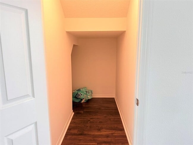 Building Photo - 11131 Sundrift Dr