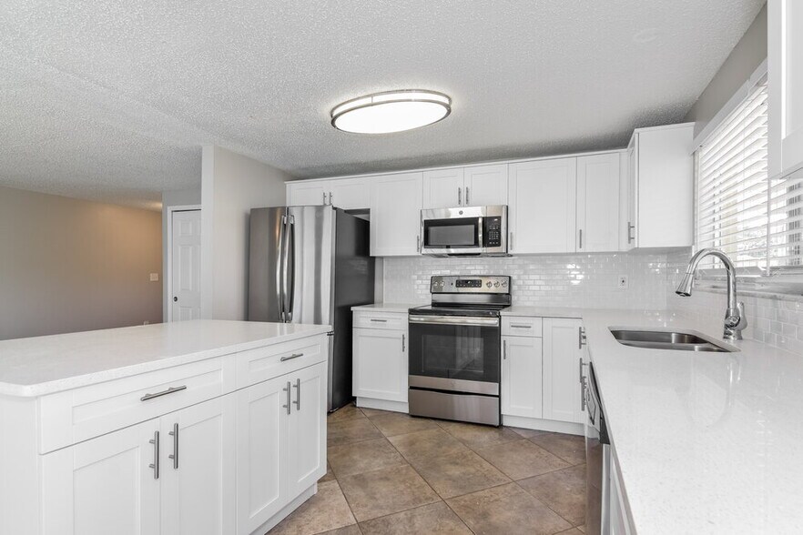 Building Photo - 7234 Northbridge Blvd