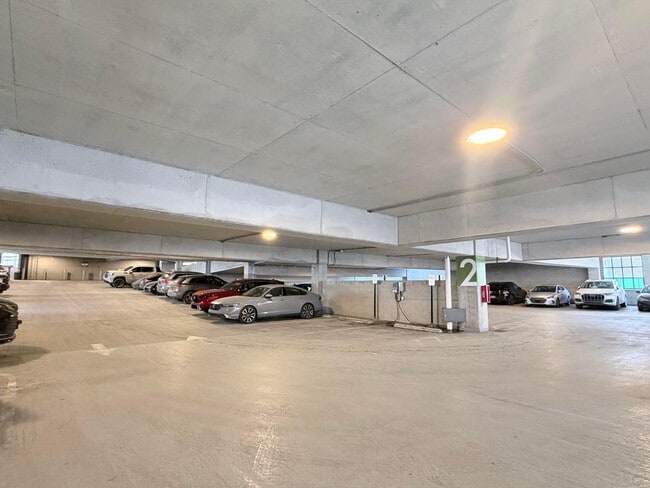 Building Photo - 6640 Mooney St