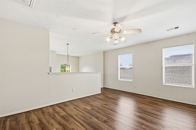 Building Photo - 14511 Long Meadow Dr