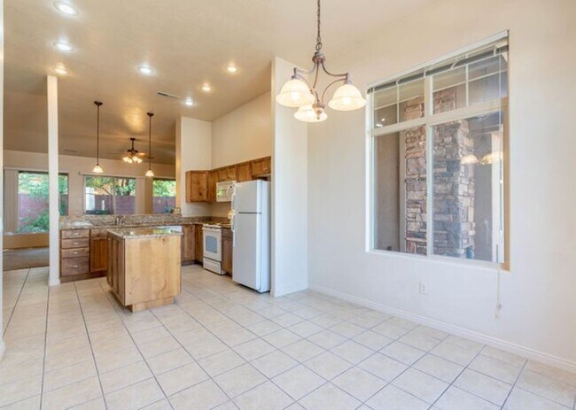 Building Photo - 253 S 260 W