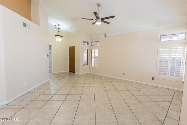 Building Photo - 7421 S Kachina Dr