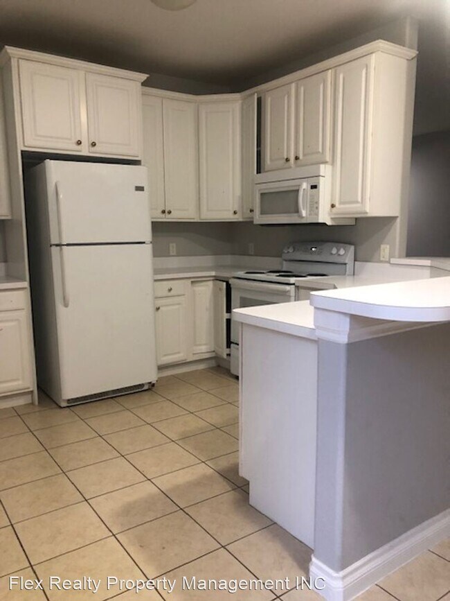 Primary Photo - 3 br, 2 bath House - 6405 TRIPLE CROWN LANE