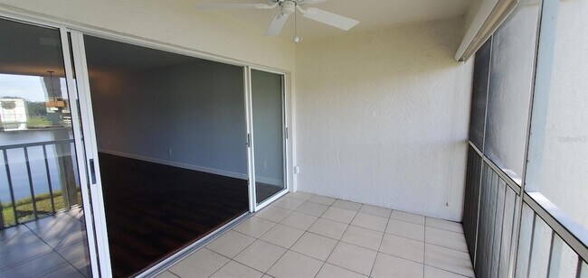 Building Photo - 5210 Wedgewood Ln