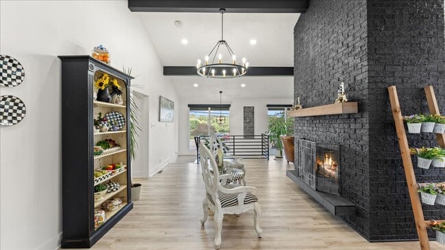 Building Photo - Renovated Mid-Century Modern Home in Belmont West with Finished Basement & Fenced Yard