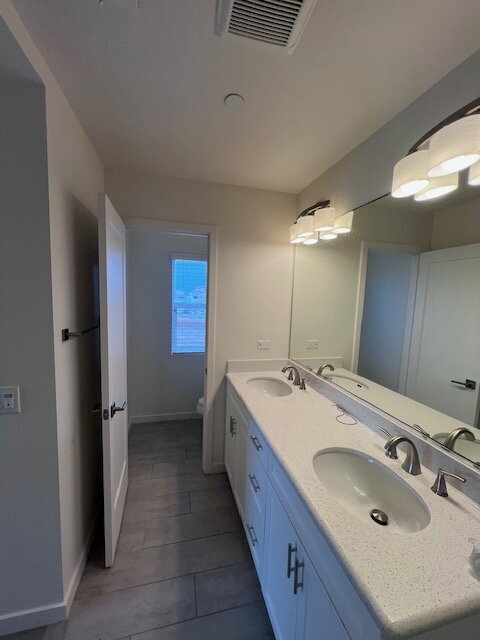 Building Photo - Ultimate Beach House! 3 Bed/3 Bath with Ocean Views from Every Floor, Panoramic Rooftop Deck, Dua...