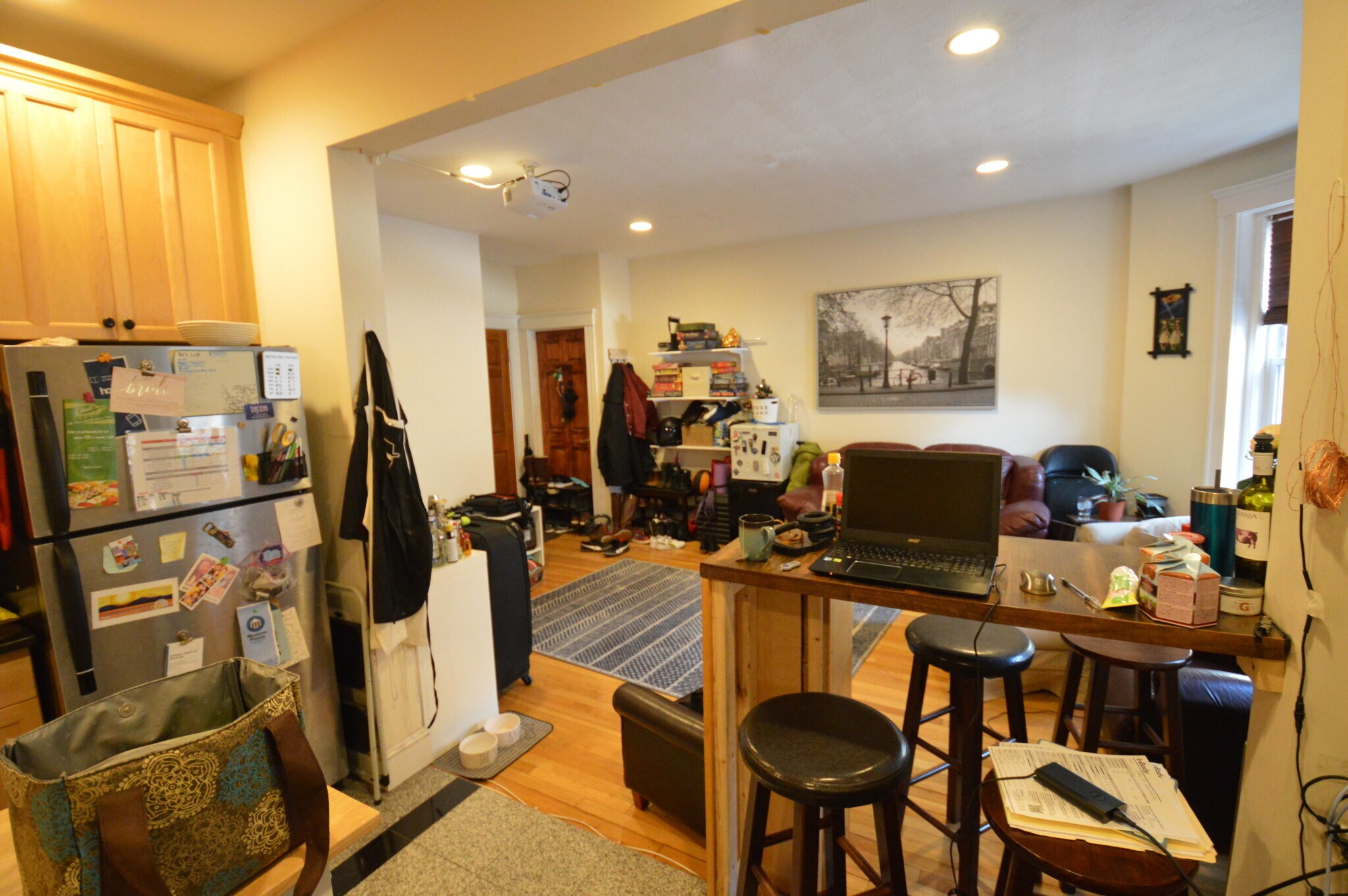 Building Photo - 69 Babcock St