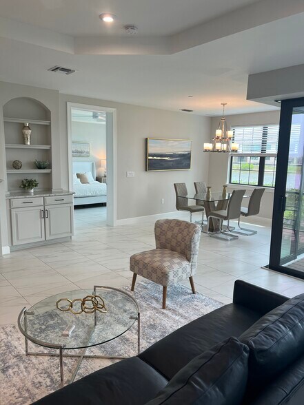 Building Photo - 15257 Zeno Way