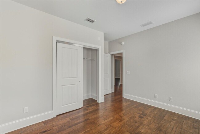 Building Photo - 1743 Brush Hill Rd