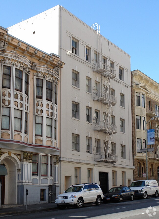 Building Photo - Ehren Apartments