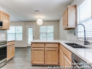 Building Photo - 101 Saddle Club Cir