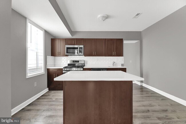 Building Photo - 716 Gorsuch Ave