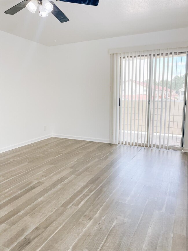 Building Photo - 14555 Wunderlich Dr