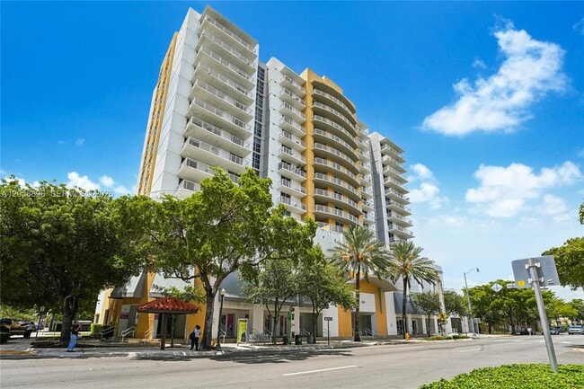 Building Photo - 900 SW 8th St