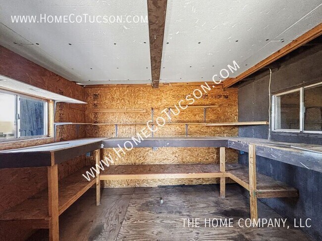 Building Photo - 3740 S Jessica Ave