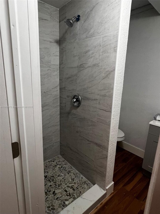 Building Photo - 707 N J St