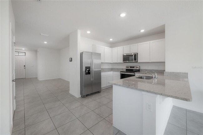 Building Photo - 17042 Oval Rum Dr
