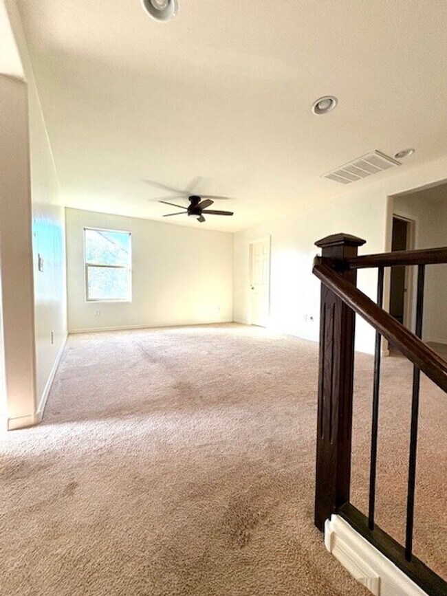 Building Photo - Stunning 2 story home in Oro Valley!!