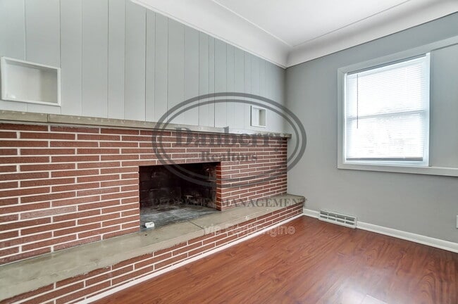 Building Photo - 1115 Secor Rd