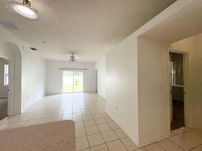 Building Photo - Fantastic Lake Nona area 4 BR 2 BA home in...