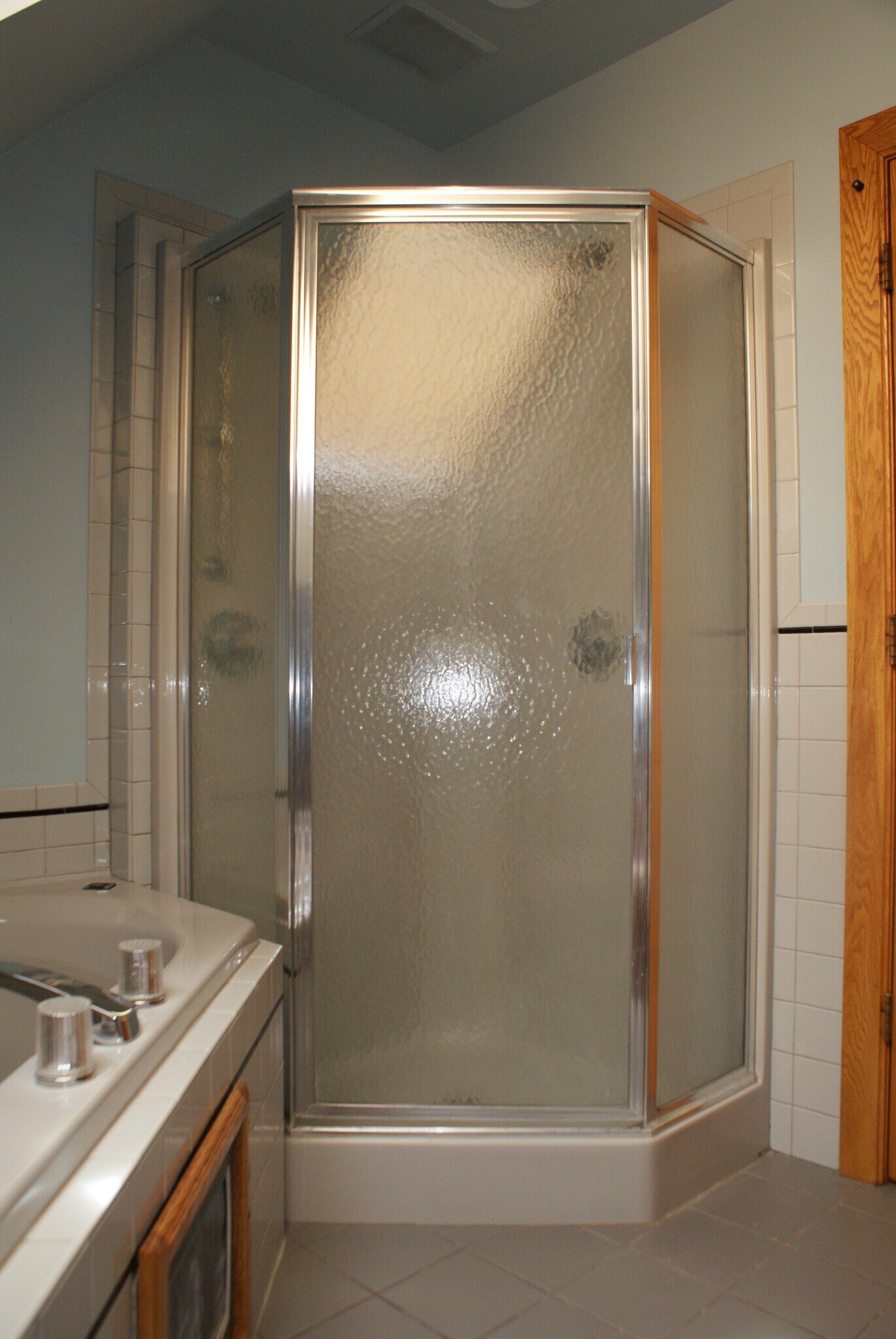 Bathroom - 264 N Pleasant St
