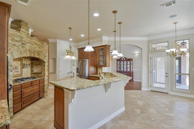 Building Photo - 4900 Rio Vista Dr