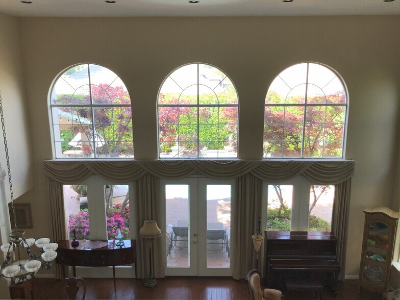 Great Room Access - 10379 N Pierpont Cir