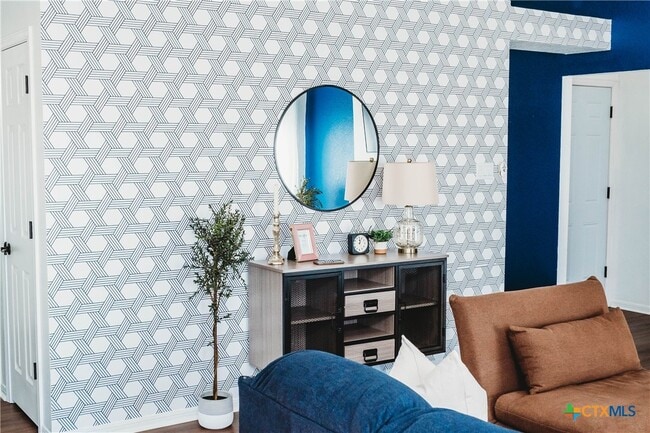 Building Photo - 3904 Split Oak Dr