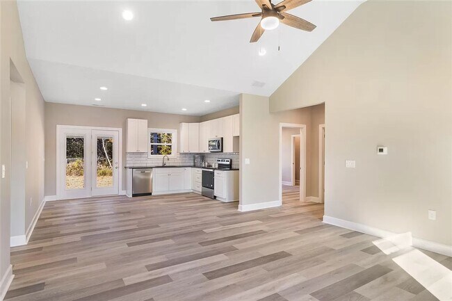 Building Photo - 3116 Rawhide Dr