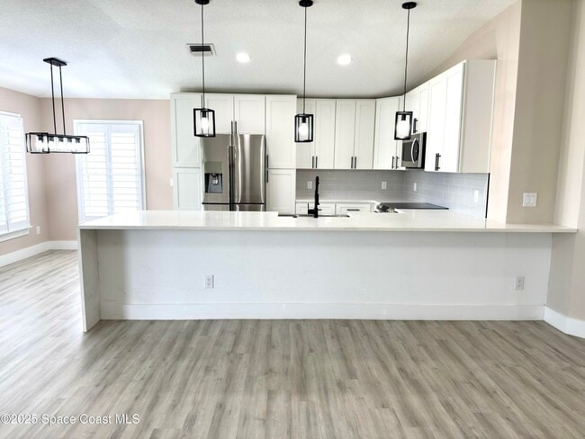 Building Photo - 210 Wickham Lakes Dr