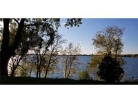 Building Photo - 7105 Main St