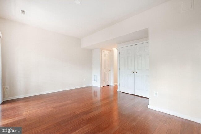 Building Photo - 11465 Log Ridge Dr