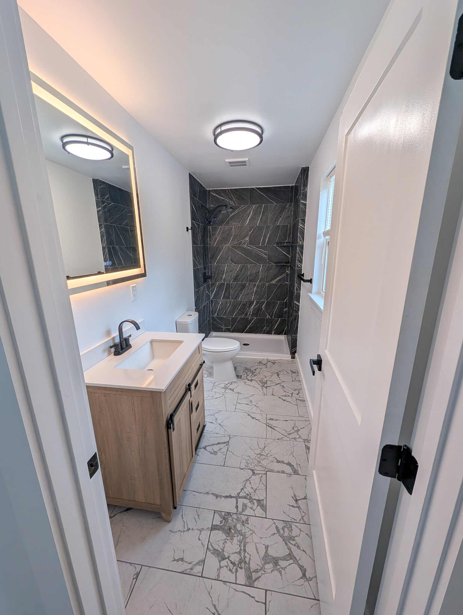 Building Photo - 333 Corinth Rd