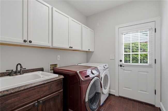 Building Photo - 730 Rose Creek Cir