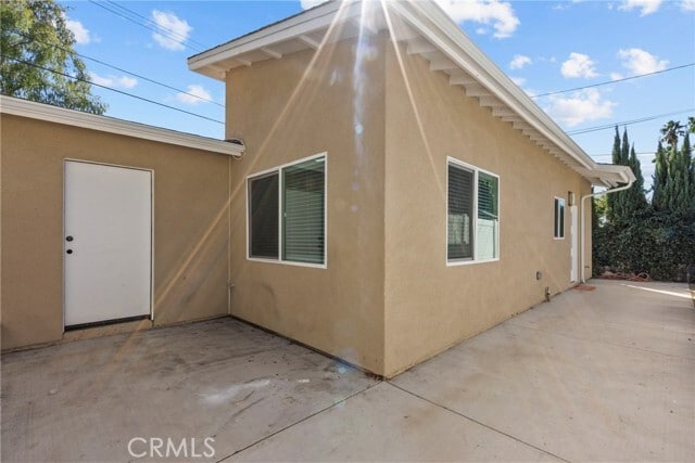 Building Photo - 1058 E Orange Grove Ave