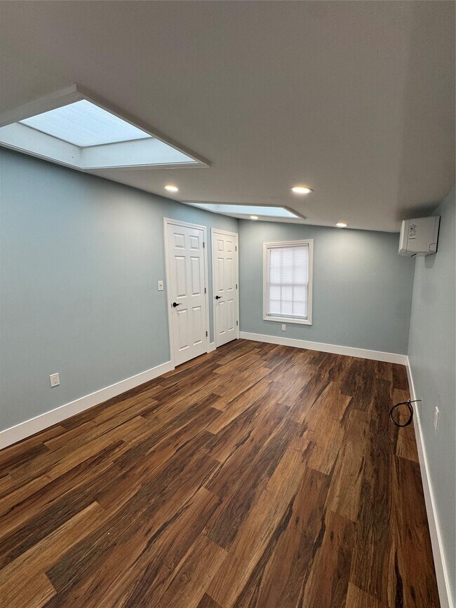 Building Photo - 42 Fire Island Ave