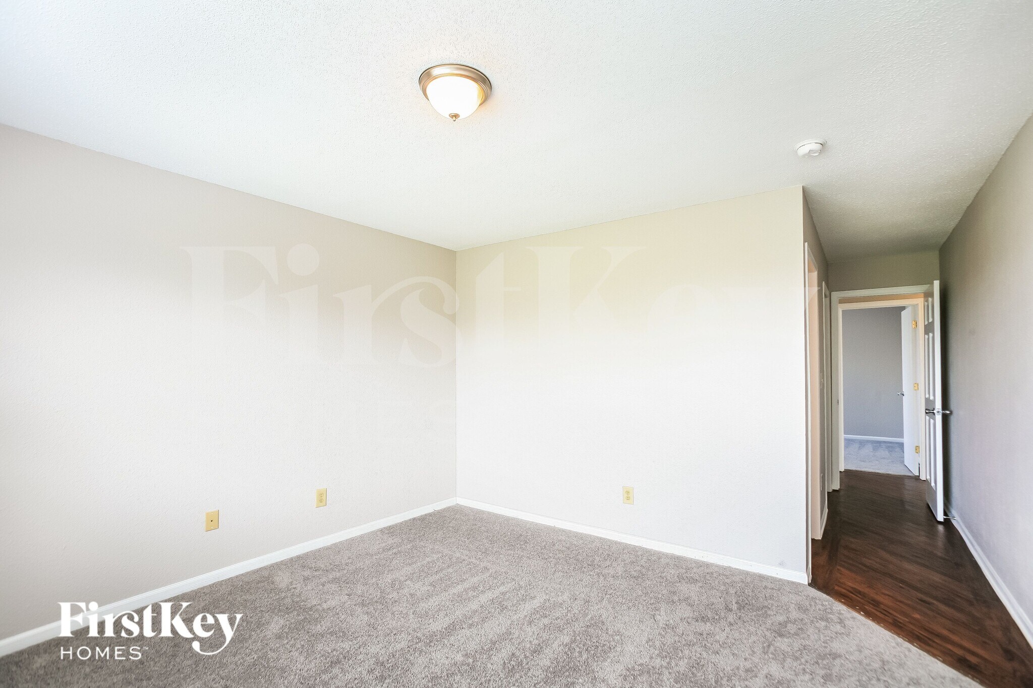 Building Photo - 5338 Cliff Ridge Dr